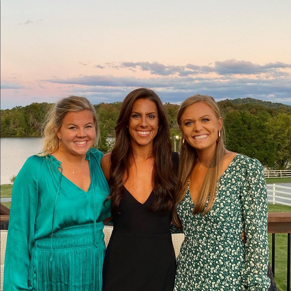 Meet your Posher, Addie